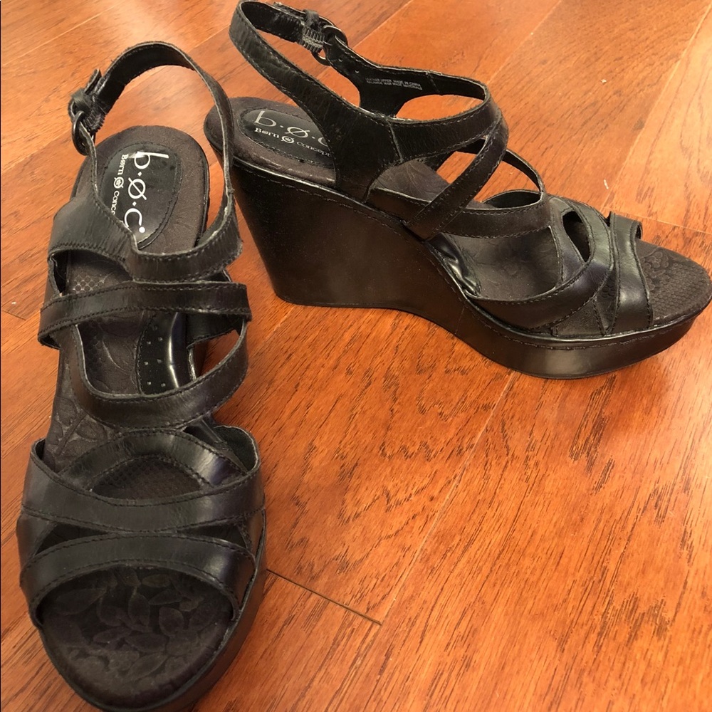 Black sandals